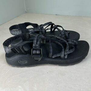 Chaco women sz 8 black
